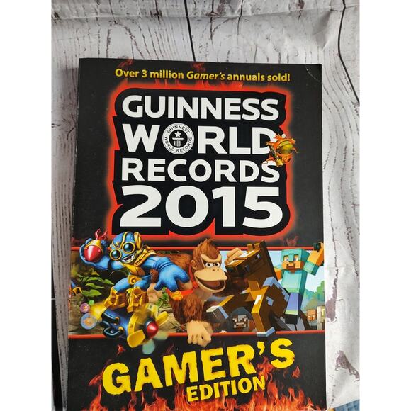 Guinness World Records 2009 And 2015 Gamer's Edition by Guinness World Records - Picture 3 of 10
